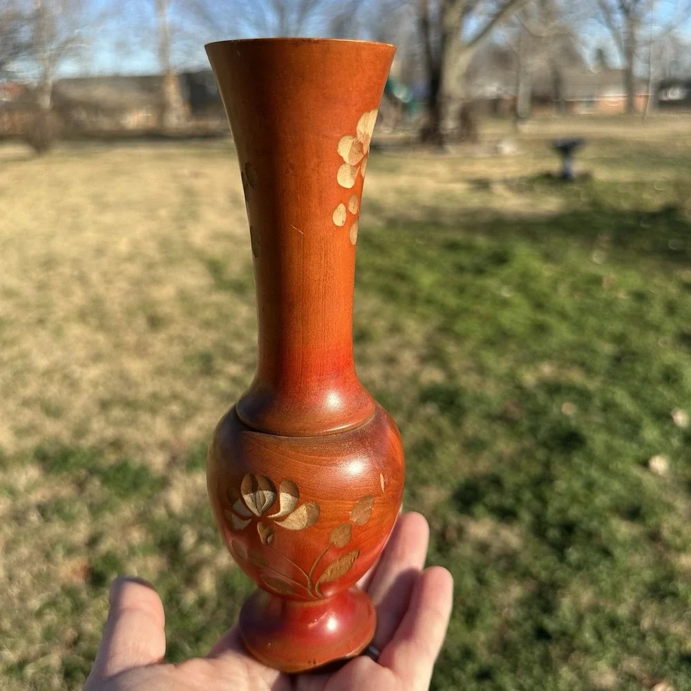 Vintage Hand Carved Painted Floral Red/brown Wooden Vase Mexico 7.5